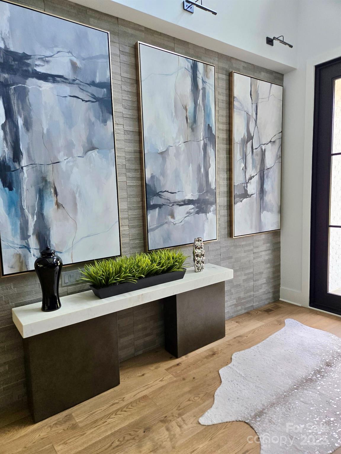 21119 Vandrake Circle