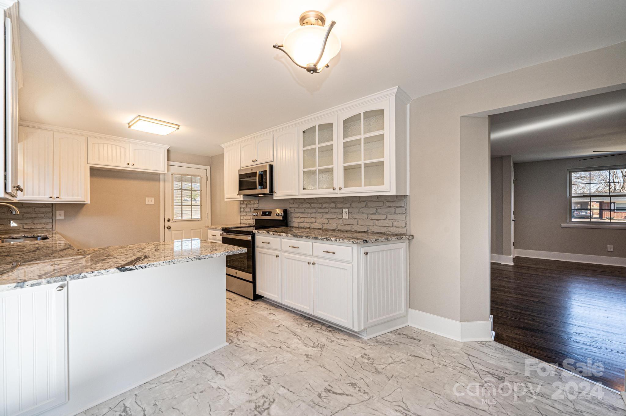 Belle Meade - Residential