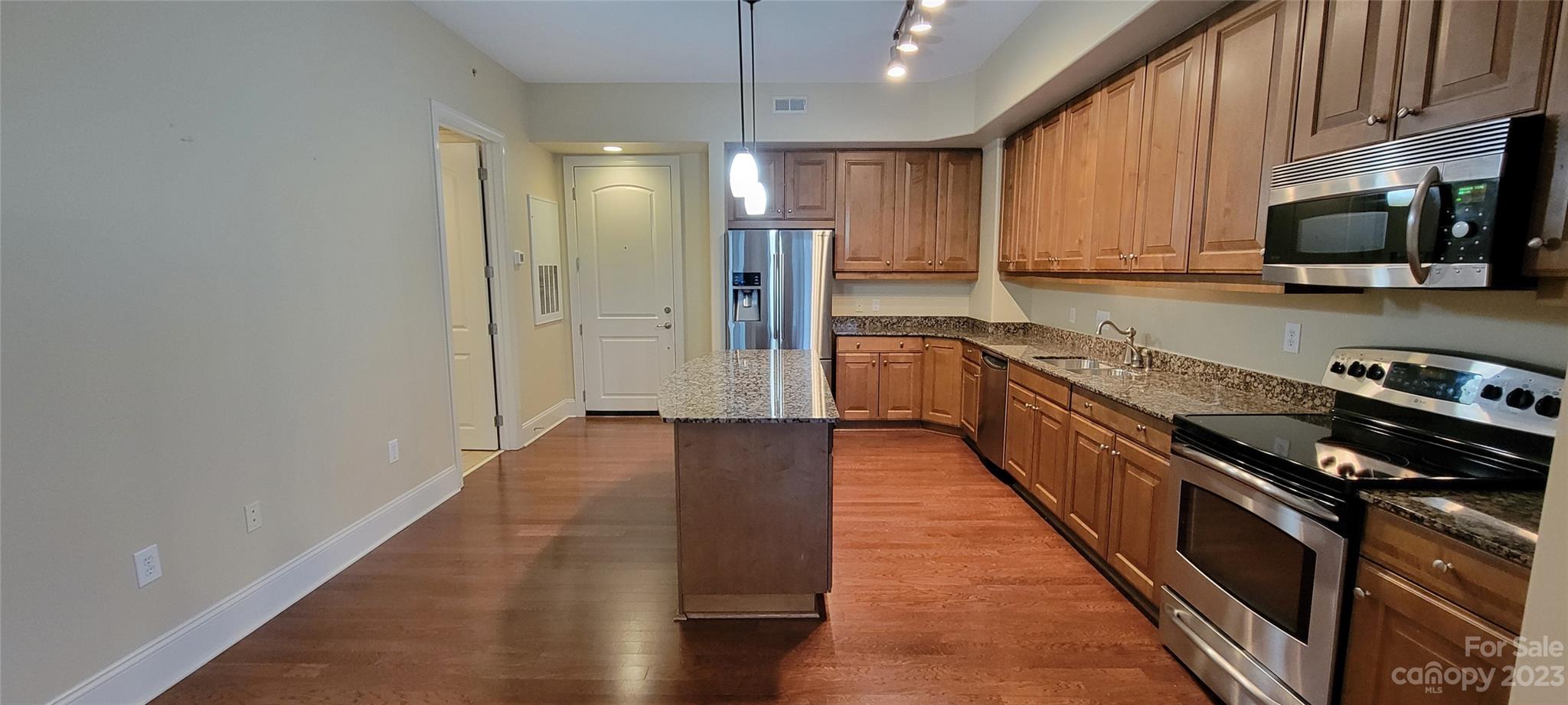 Piedmont Row - Residential