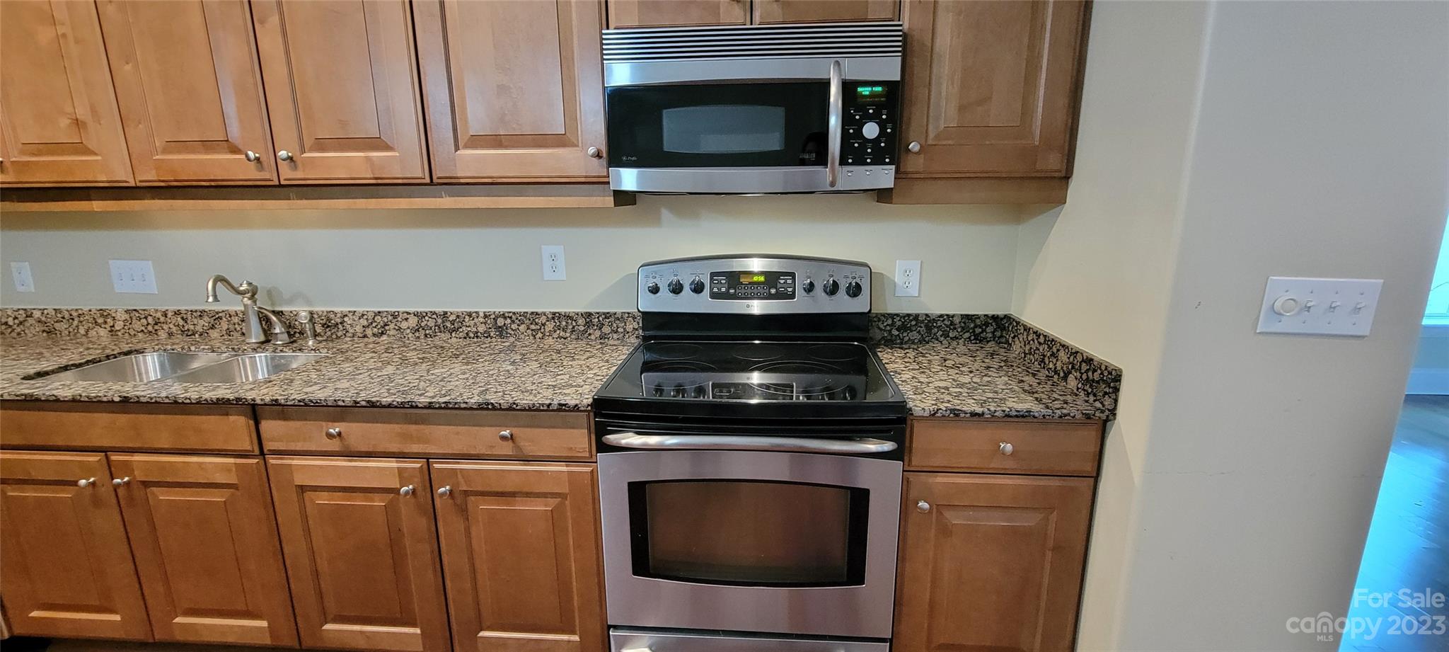 Piedmont Row - Residential