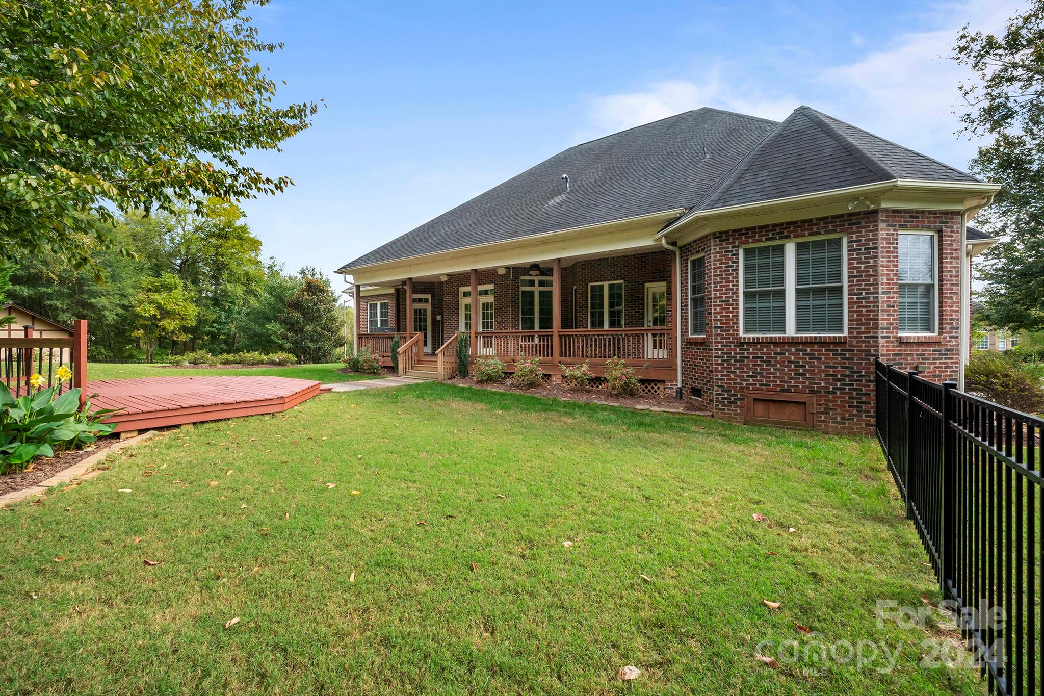 Clarendon Estates - Residential