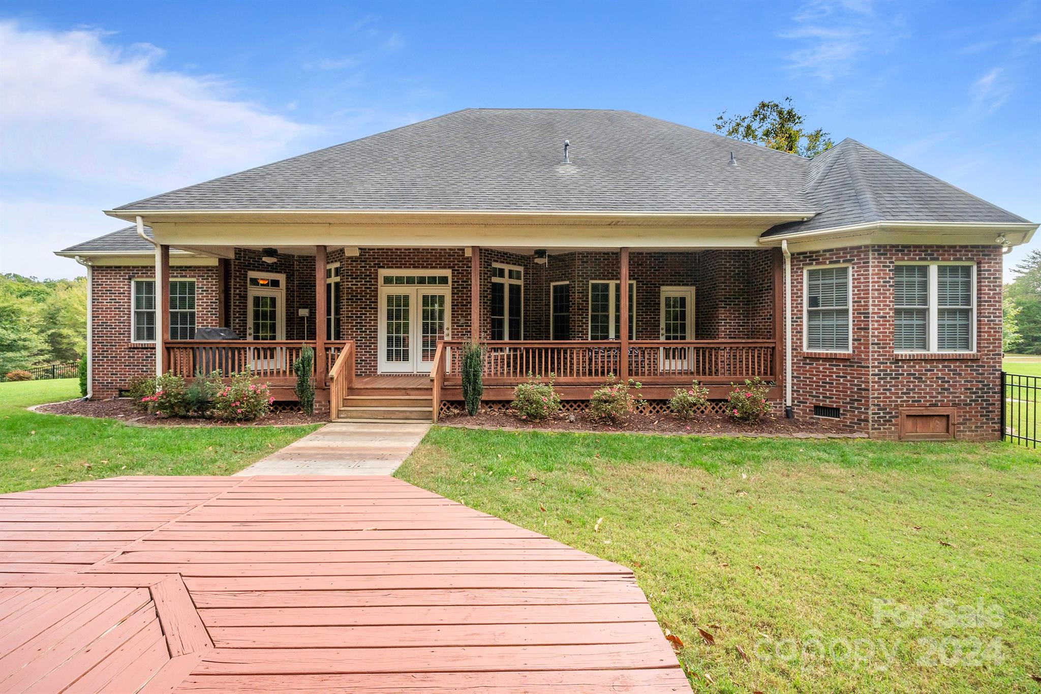 Clarendon Estates - Residential