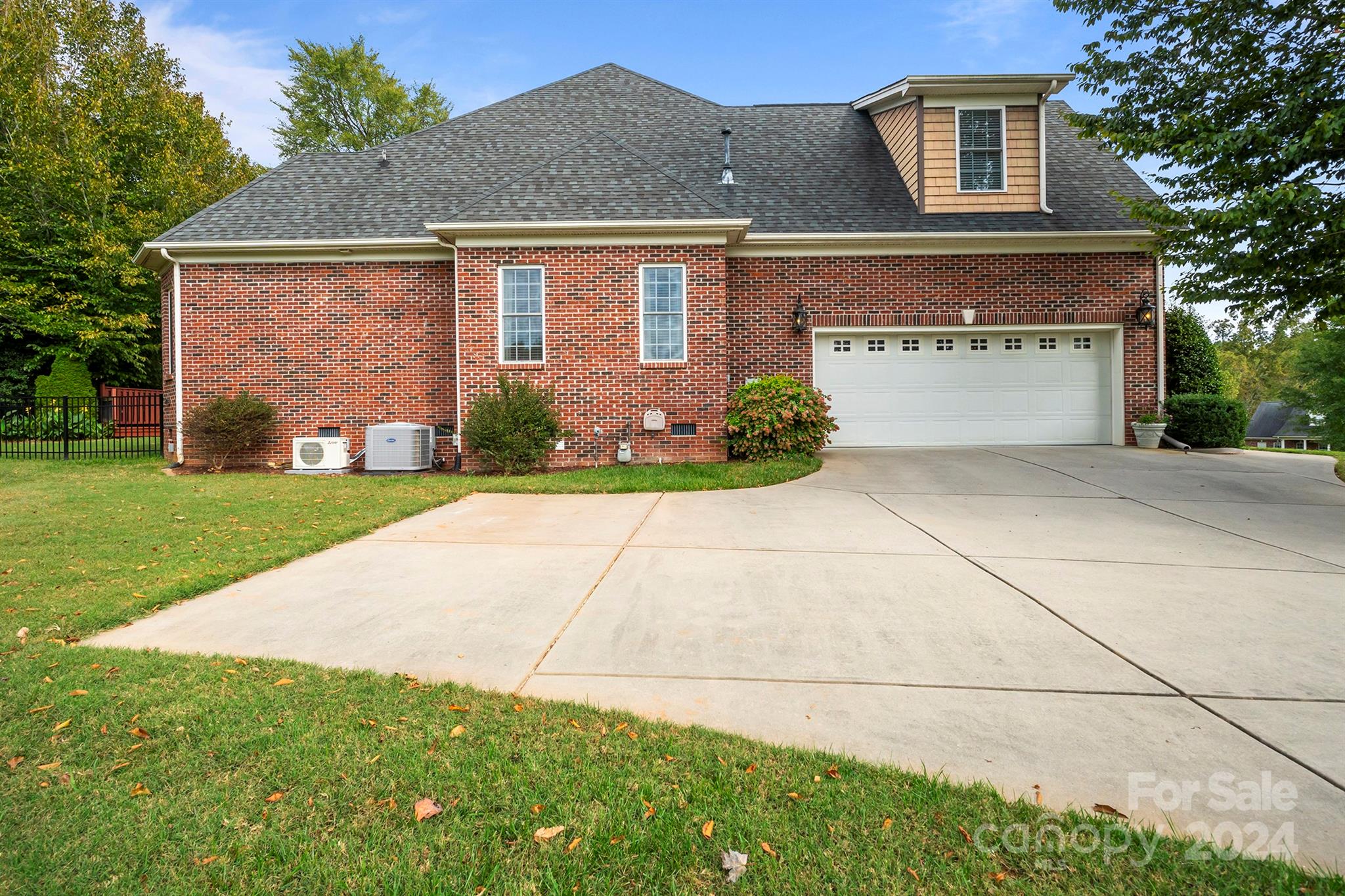 Clarendon Estates - Residential