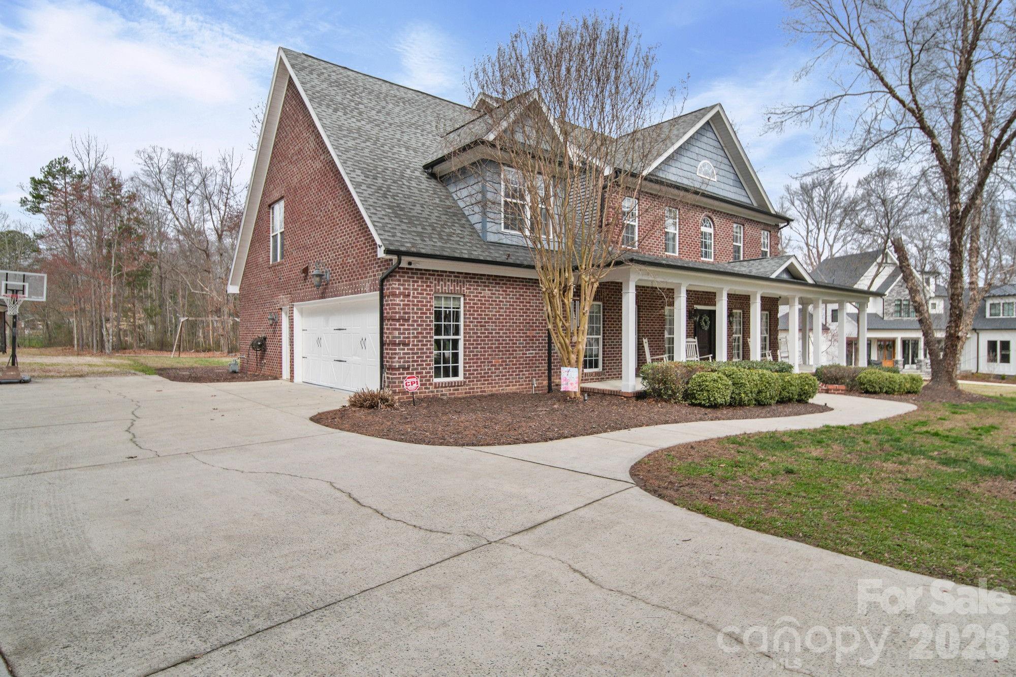 Laurel Crest - Residential