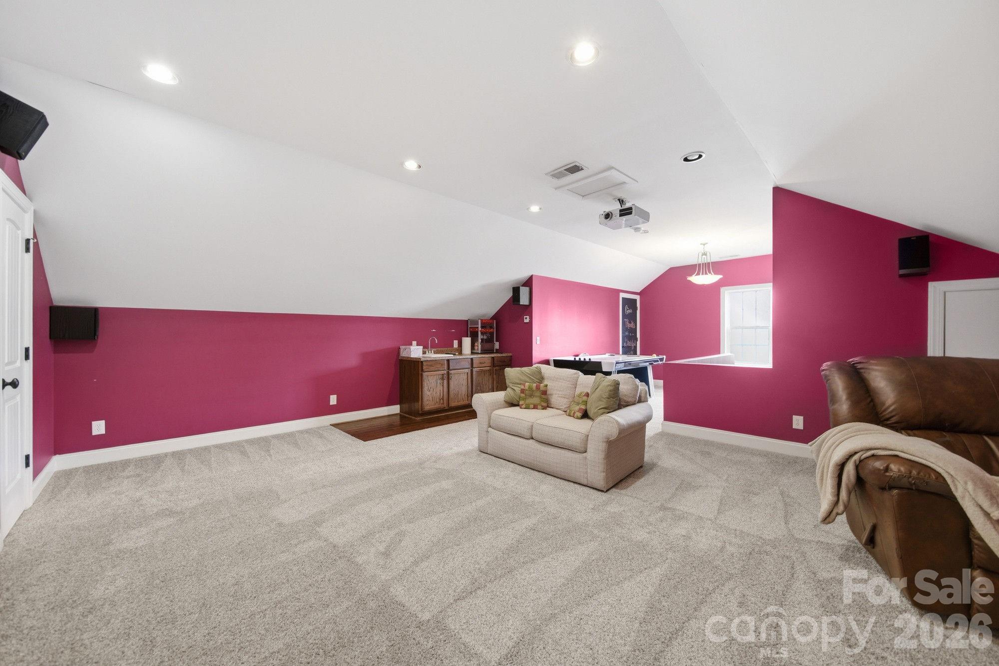 Laurel Crest - Residential