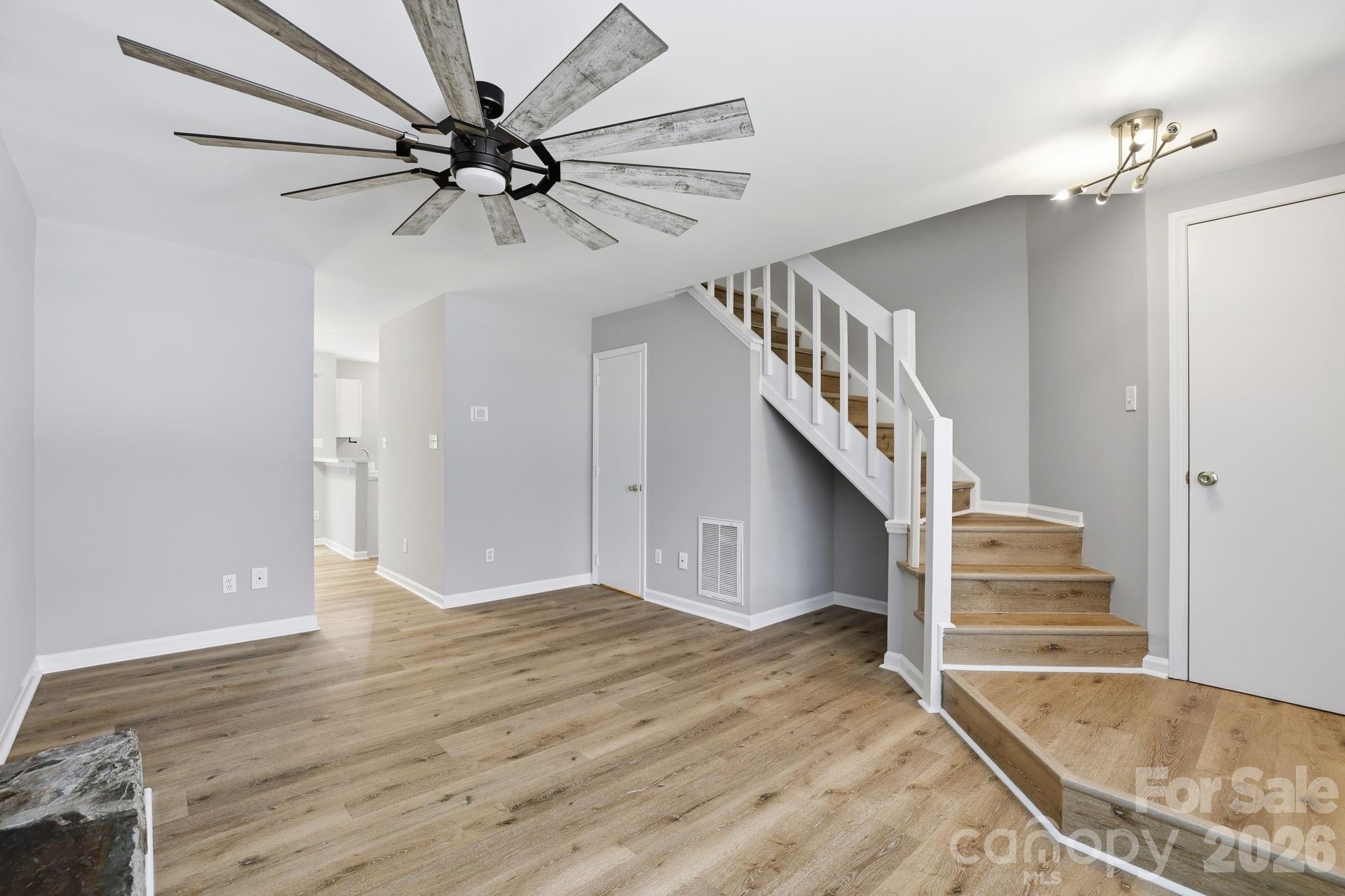 8237 Circle Tree Lane