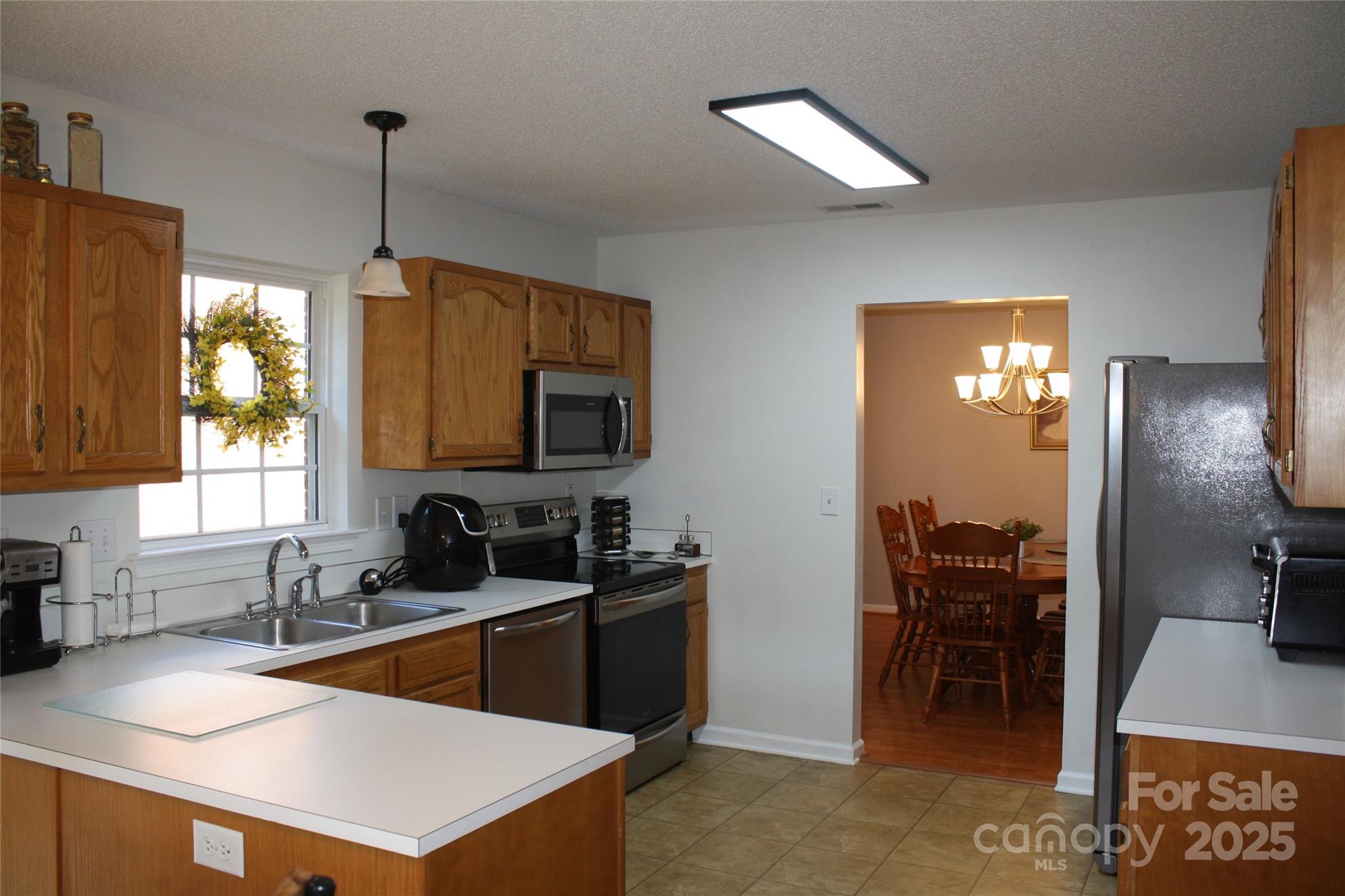 107 Prestwick Court