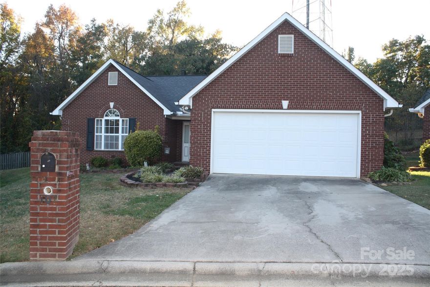 Welcome to this beautifully maintained 1,623 sq ft home located in the highly sought-after Corbin Hills golf community. Nestled on a quiet street in the Prestwick Court subdivision, this home offers the perfect blend of comfort, convenience, and low-maintenance living.
Step inside to a spacious, well thought out floor plan featuring 2 bedrooms and 2 full bathrooms.  
The primary suite features a private ensuite bath and walk in closet. A second bedroom and full bath are perfect for guests or family. Enjoy peaceful mornings on the covered, screened back patio, overlooking a professionally maintained lawn — HOA handles lawn care, so you can relax year-round.
Located minutes from downtown Salisbury, I-85, dining, shopping, and medical facilities, this home combines lifestyle and location.
?? Don’t miss your chance to live in one of Salisbury’s most charming neighborhoods — schedule your private showing today!