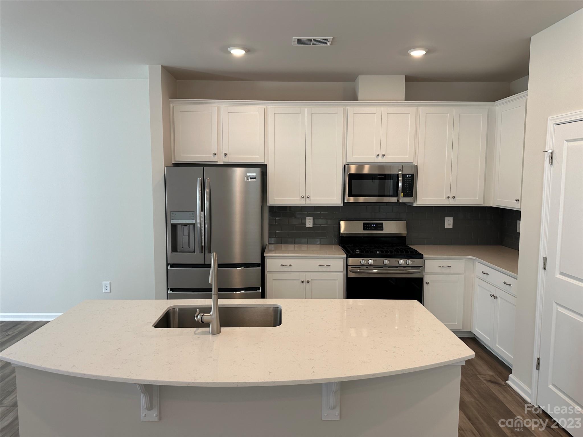 Chateau - Residential Lease