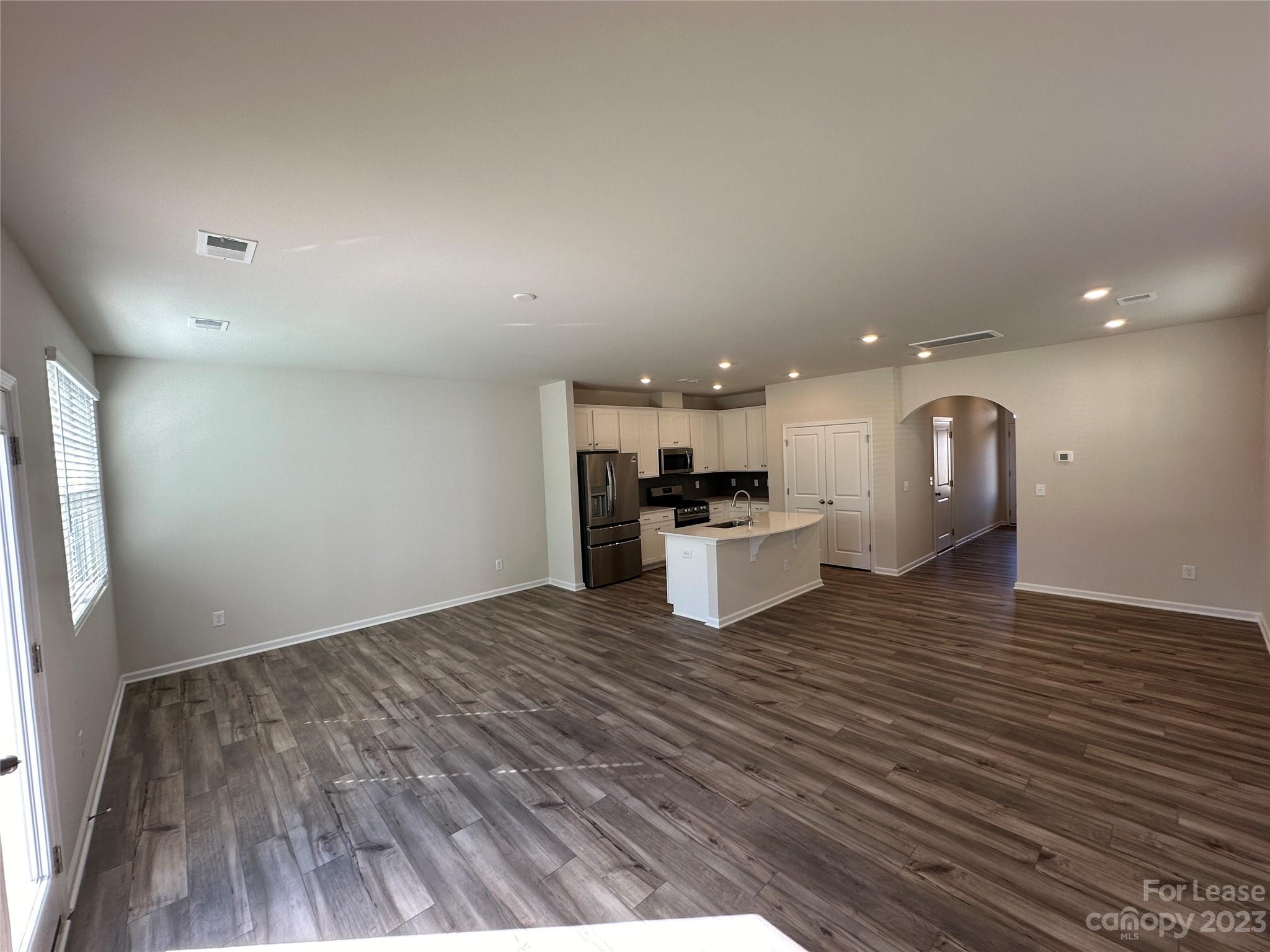 Chateau - Residential Lease