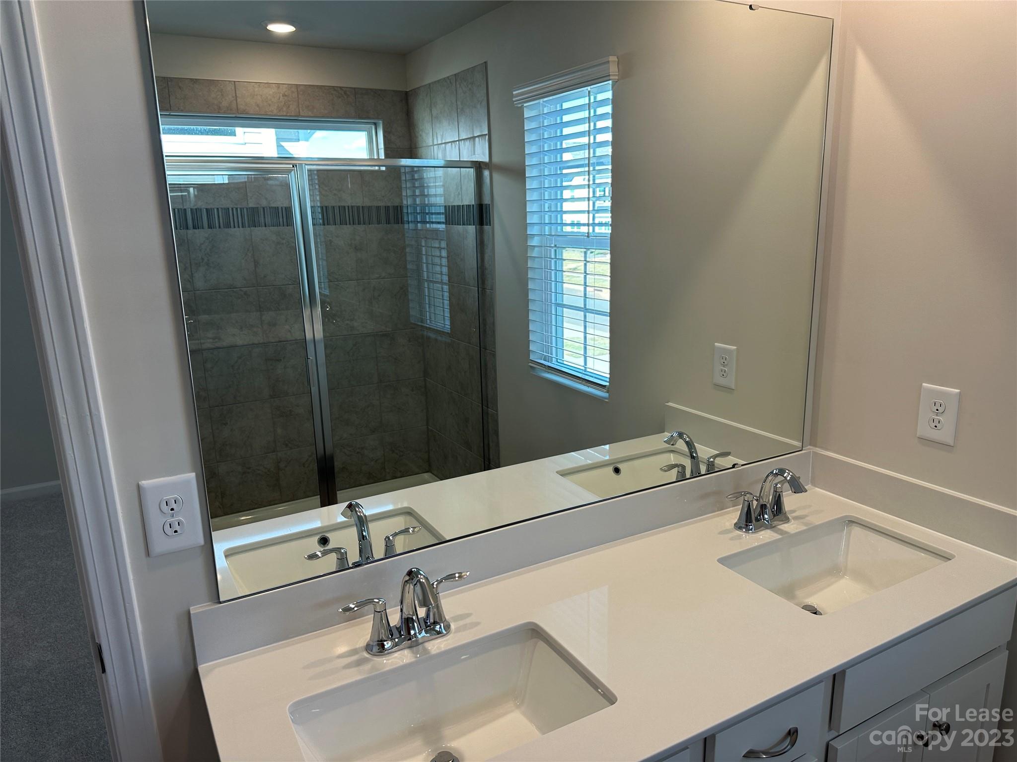 Chateau - Residential Lease