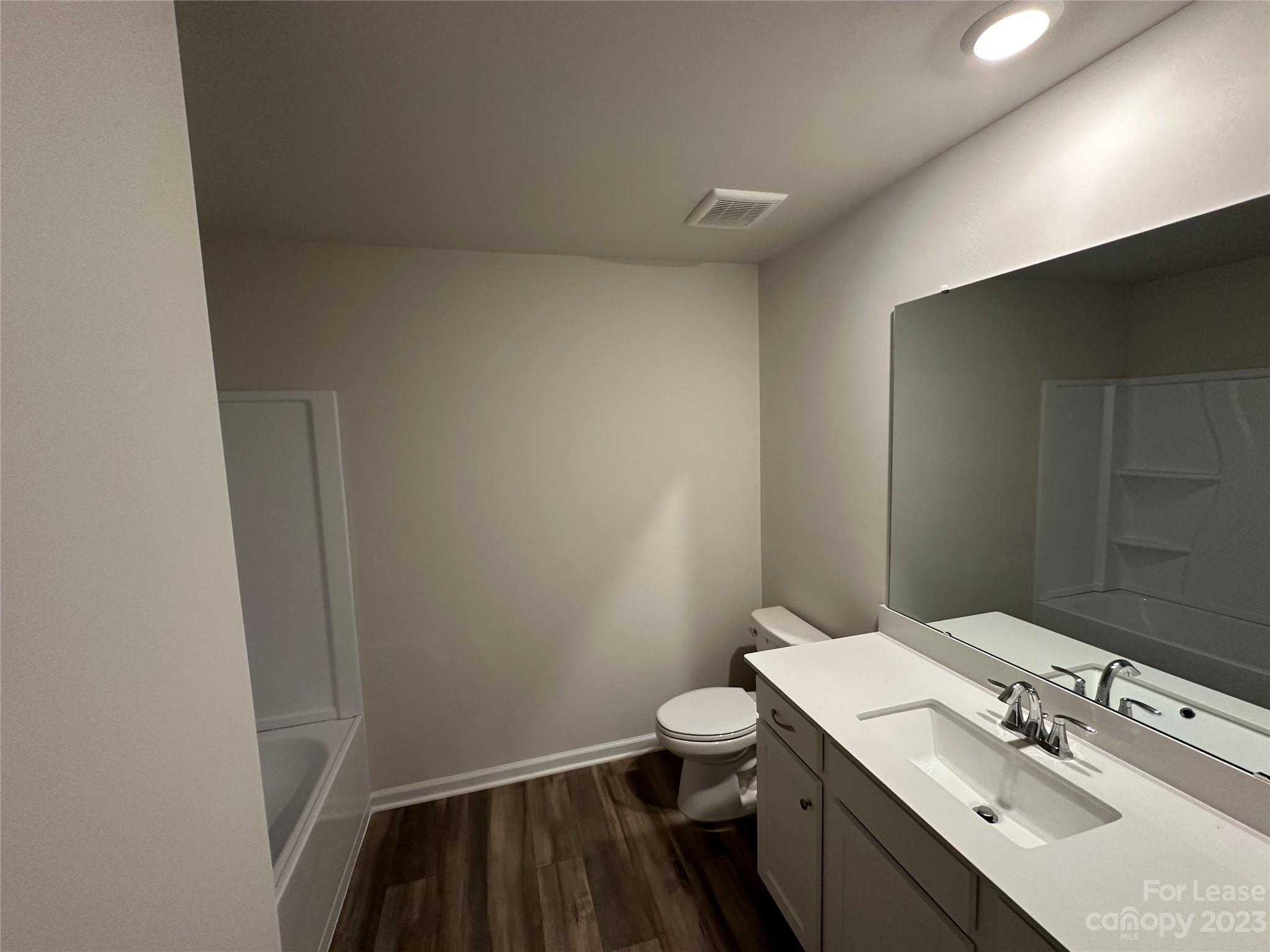 Chateau - Residential Lease