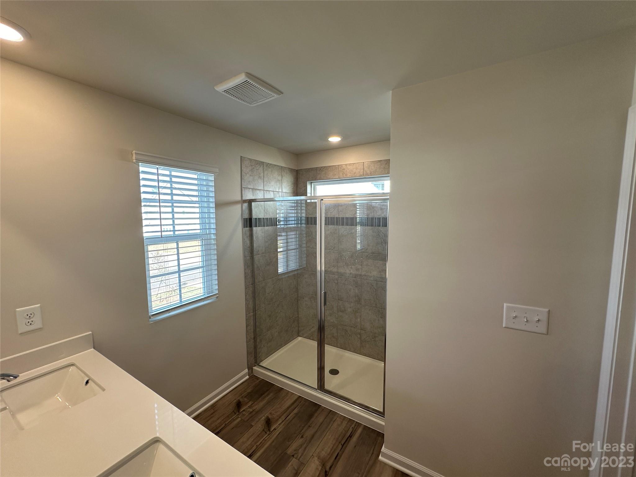 Chateau - Residential Lease