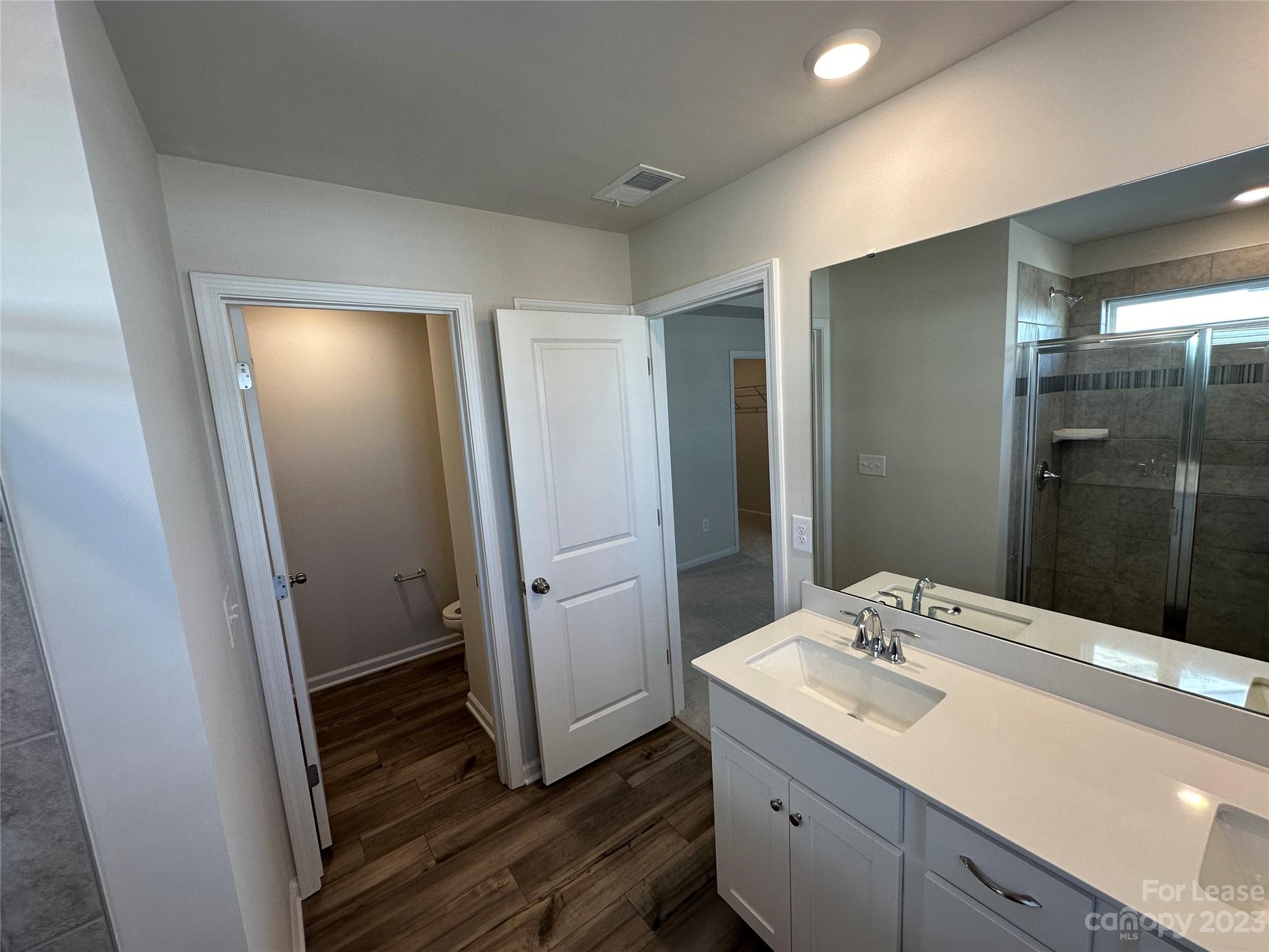 Chateau - Residential Lease
