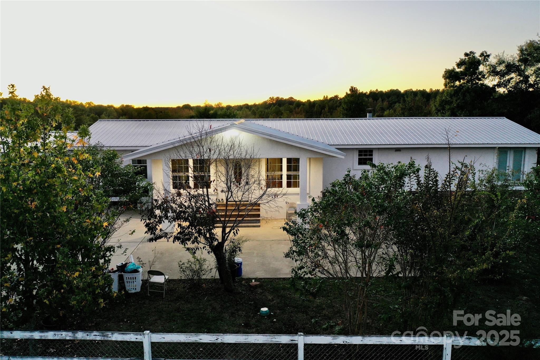 674 Bernice Lane
