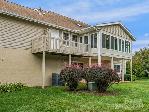 A home in Hendersonville