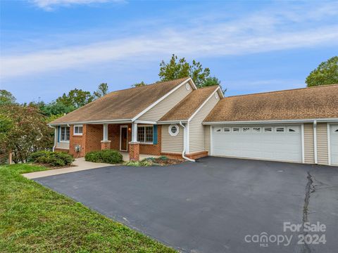 A home in Hendersonville