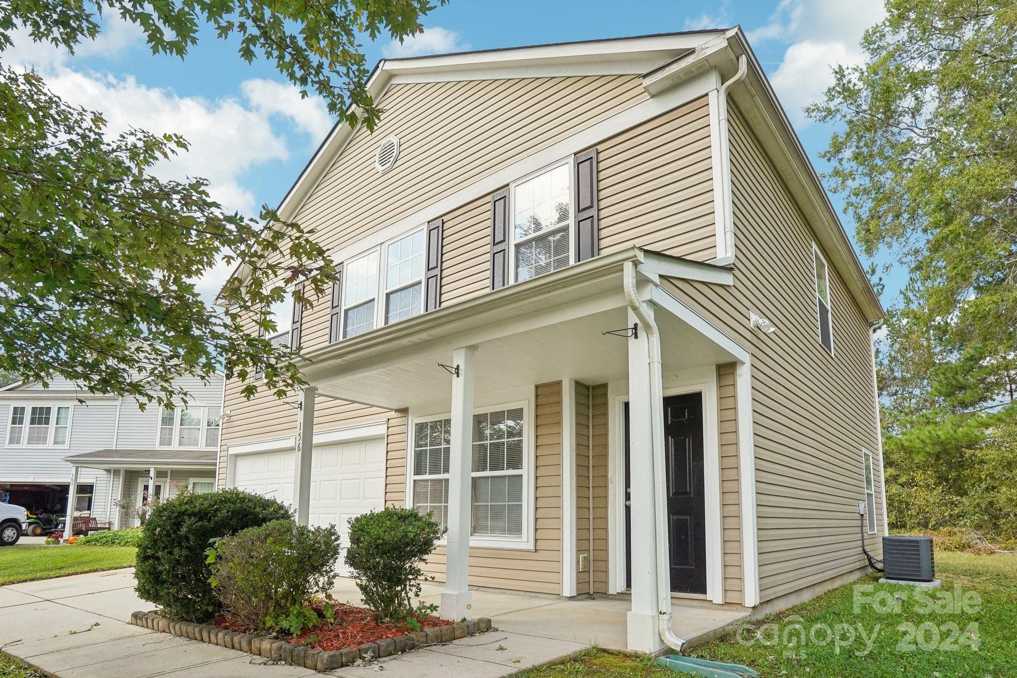 Oaks Of Broadway - Residential