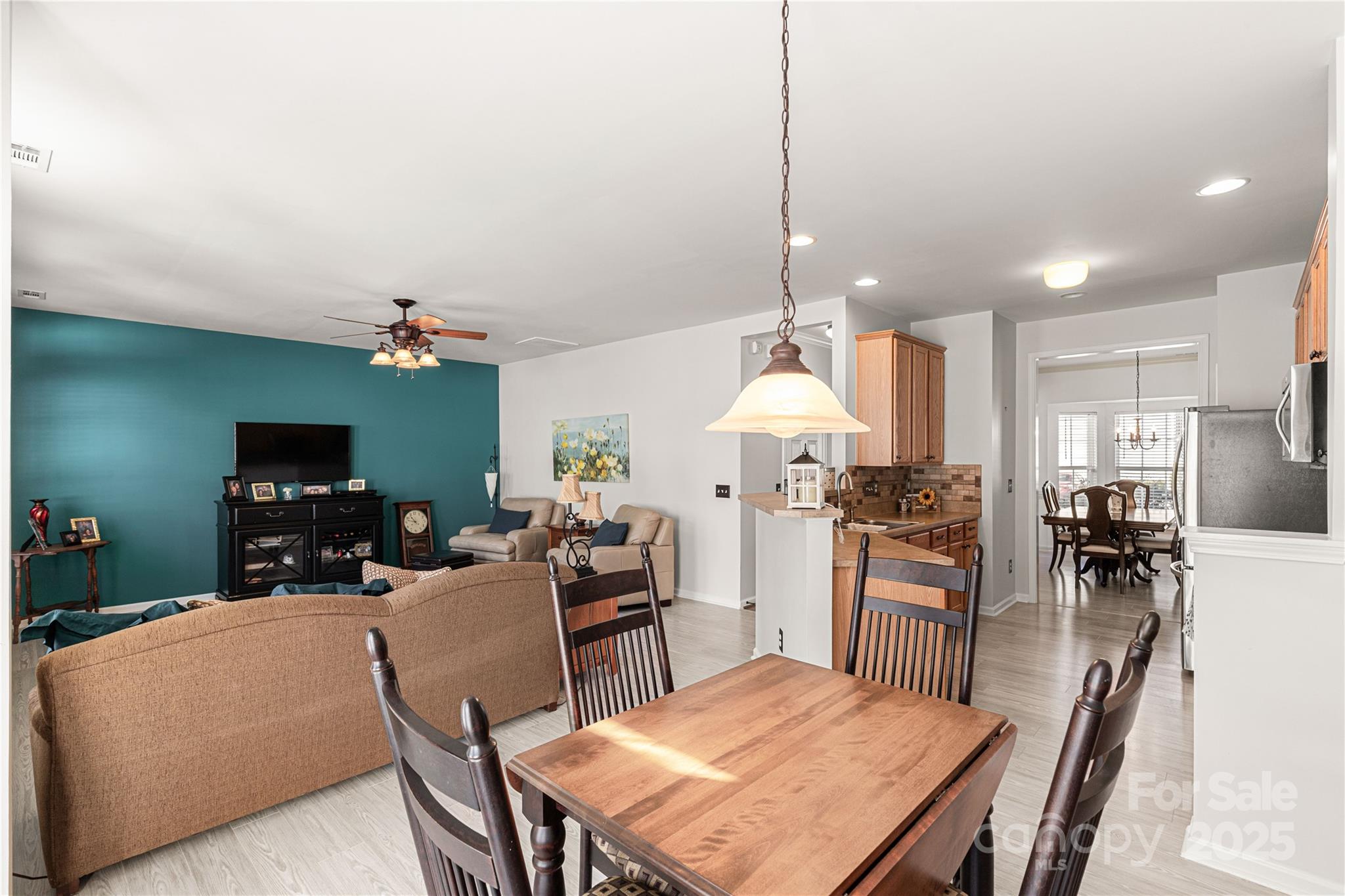 Sunset Point Townhomes - Residential