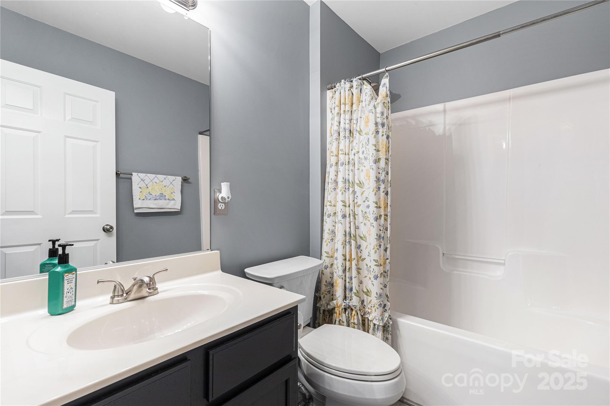 Sunset Point Townhomes - Residential