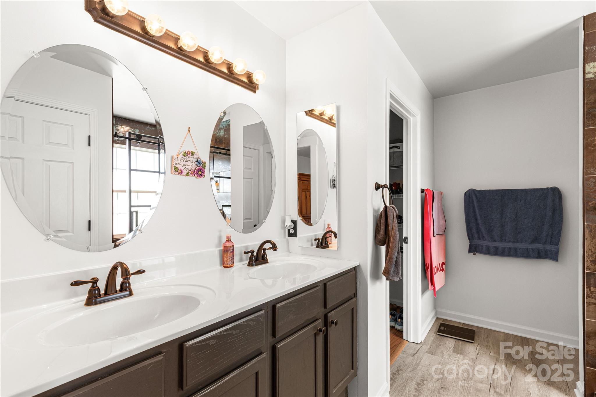 Sunset Point Townhomes - Residential