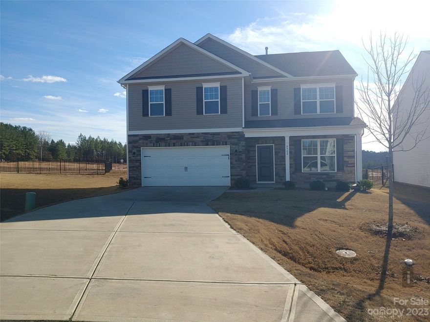 3-year old home in Denver! Spacious, 4-bedroom! Beautiful curb appeal! Gas range! White cabinets, stainless appliances, and granite counters in the kitchen! Granite dual vanity and huge closet in the primary suite! Fantastic location and price! *Seller will pay up to 3% toward buyer's closing costs with an acceptable offer!