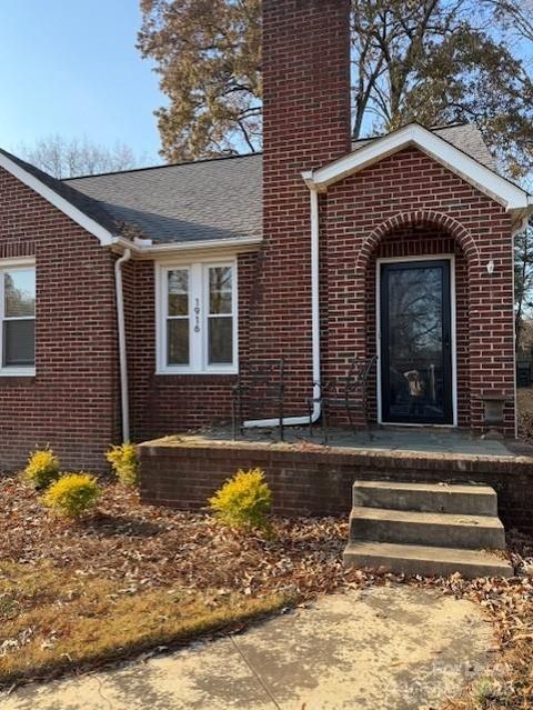 Photo of 1916 Lombardy Circle, Charlotte, NC 28203 (MLS # 4330118)