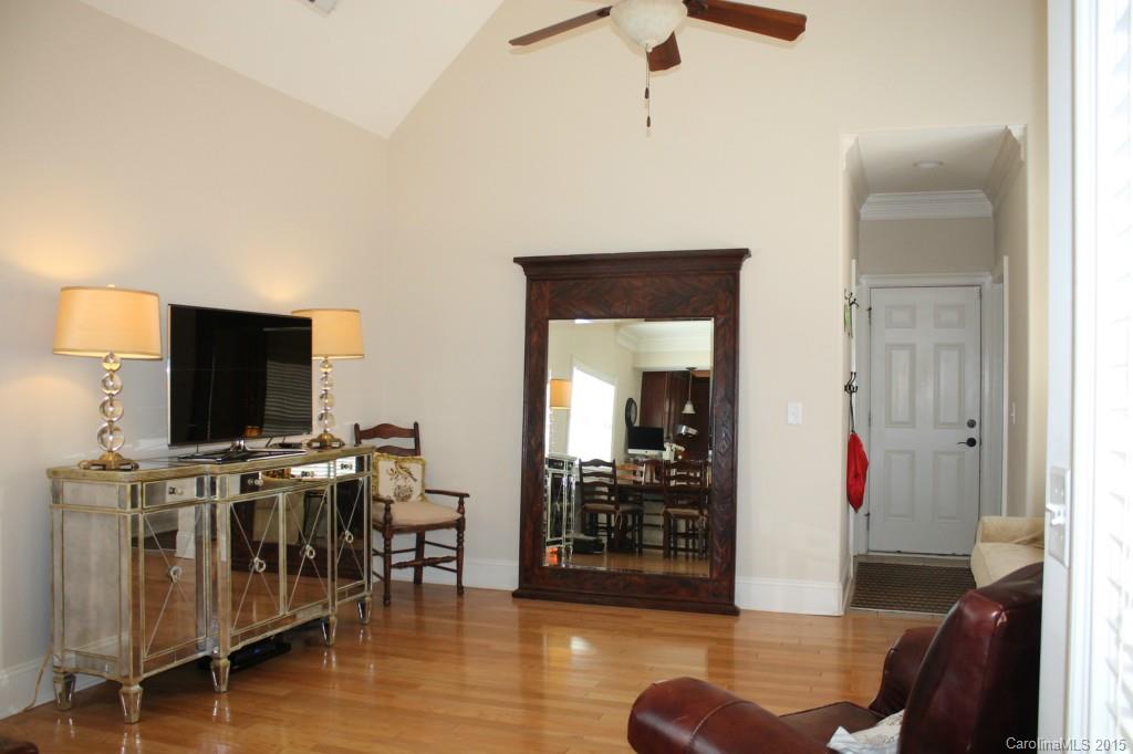 Laurel Creek - Residential