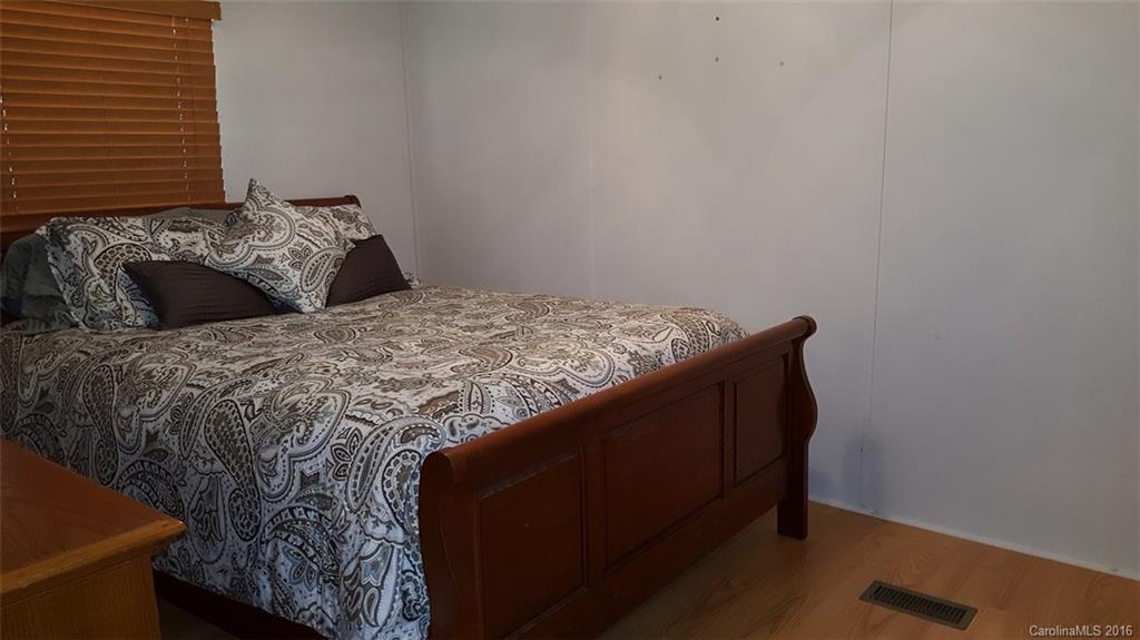 Lansdowne - Residential