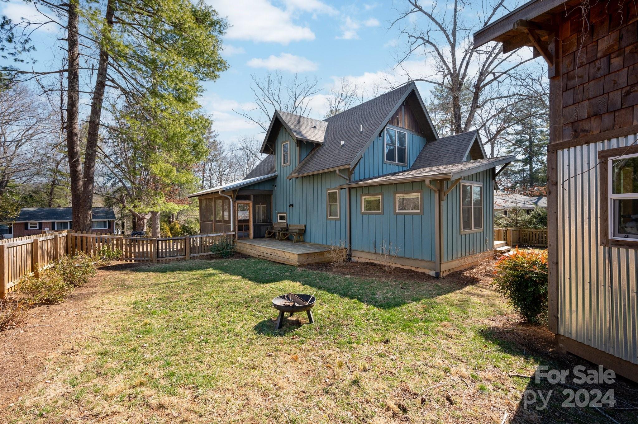 Haw Creek - Residential