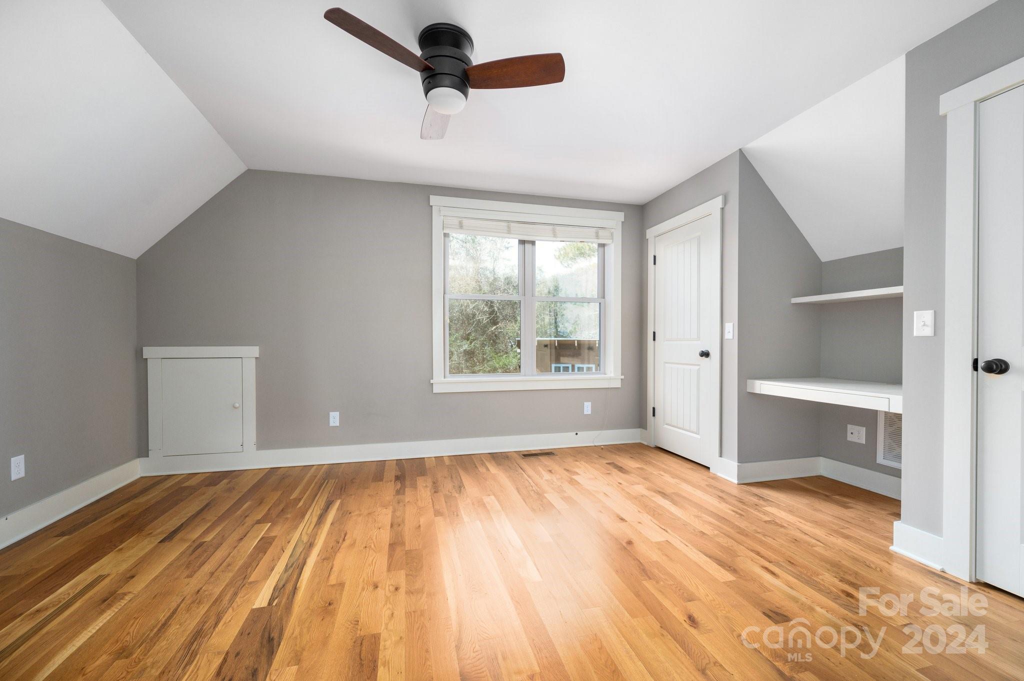 Haw Creek - Residential