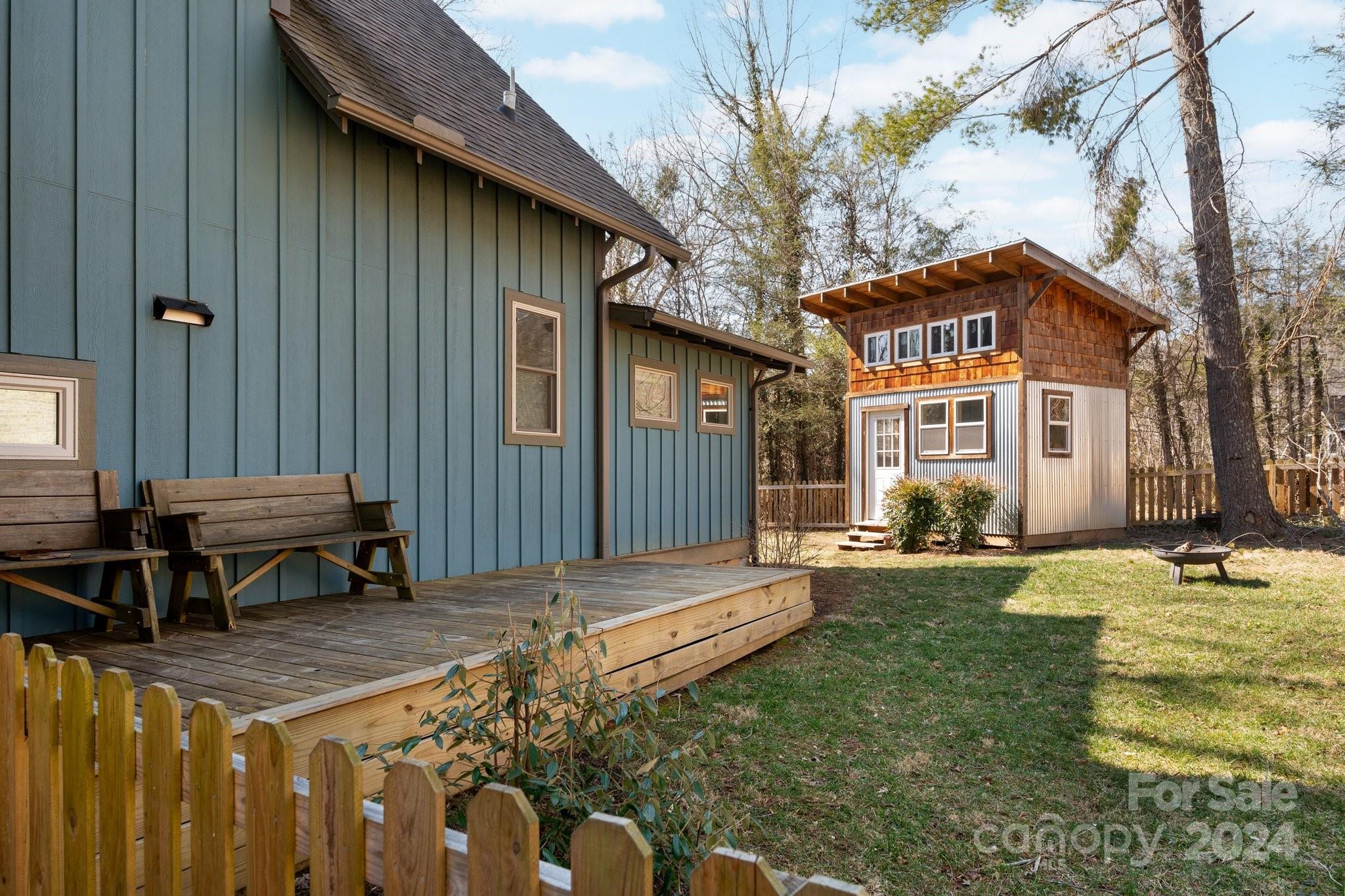 Haw Creek - Residential