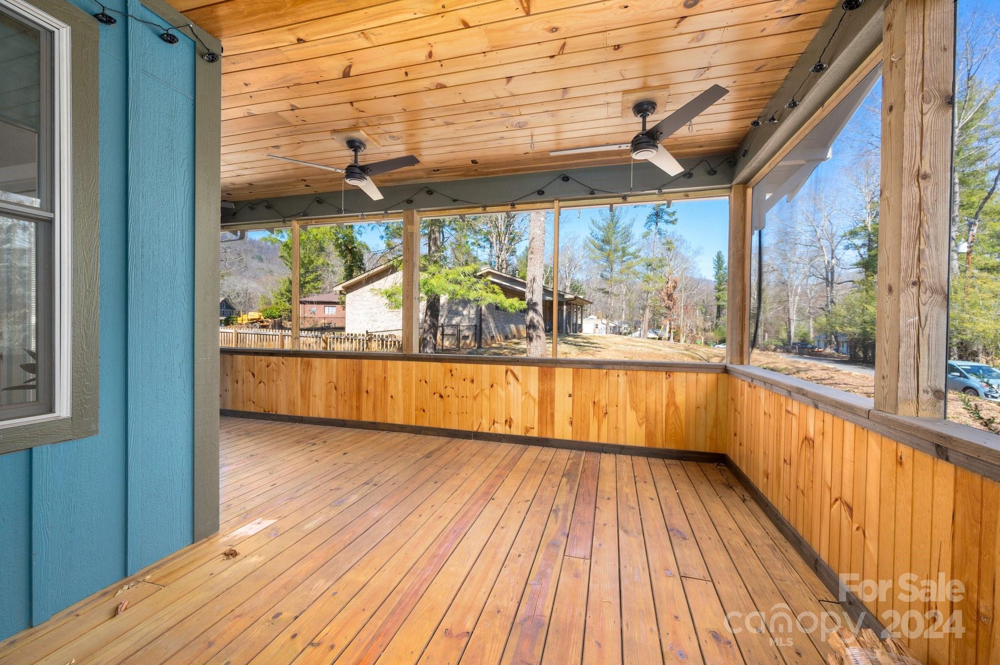 Haw Creek - Residential