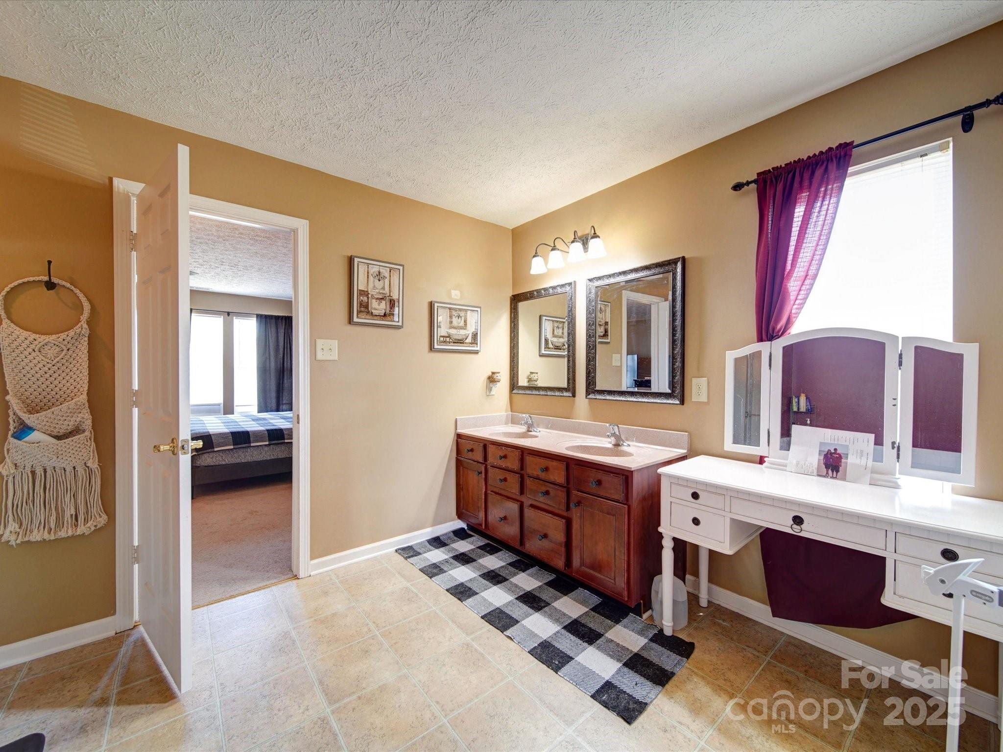 Clover Meadows - Residential