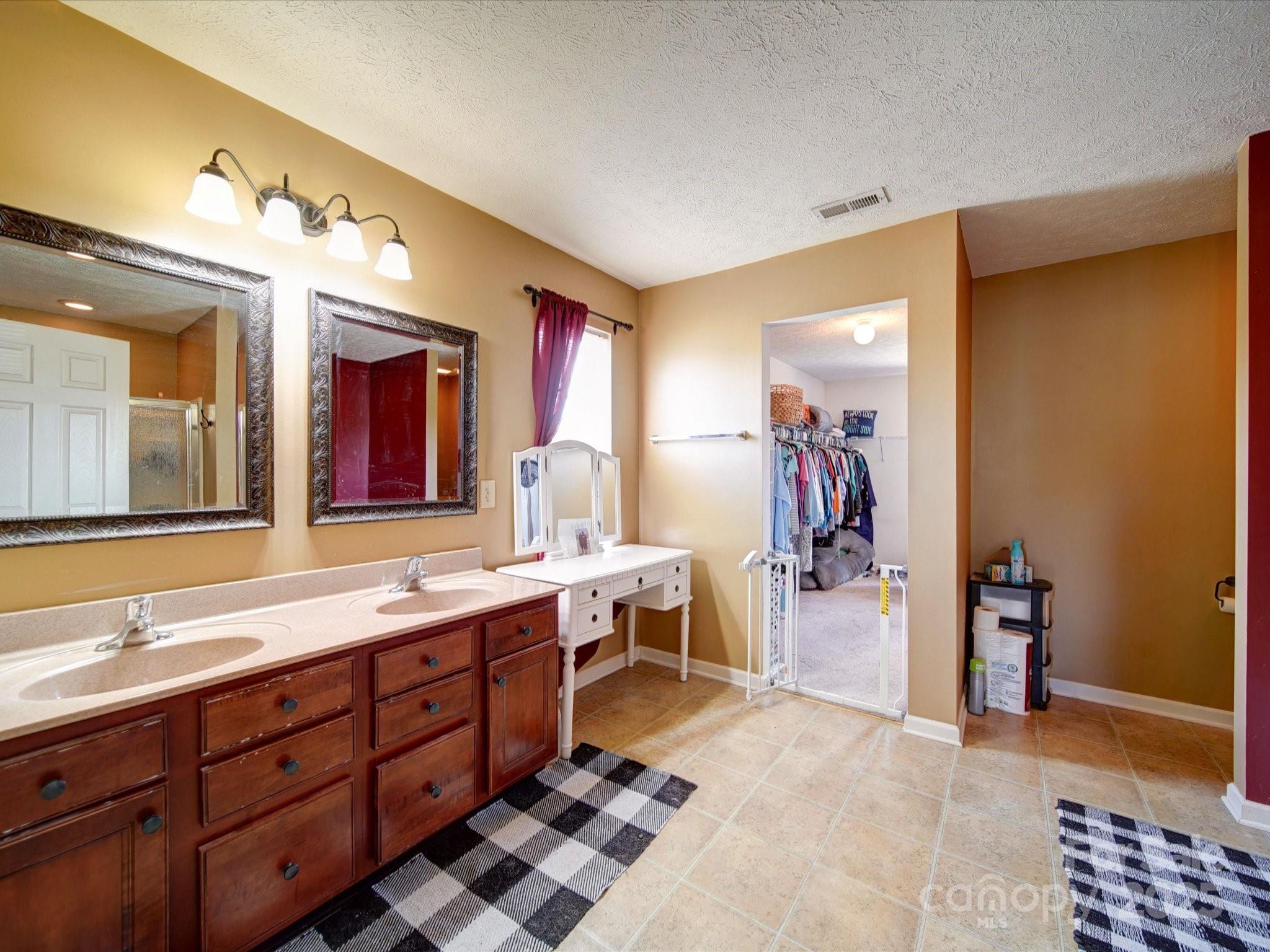 Clover Meadows - Residential