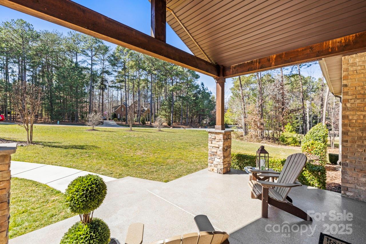 4616 Gold Finch Drive