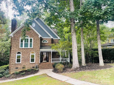 Photo of 1837 Kilmonack Lane, Charlotte, NC 28270 (MLS # 4307898)