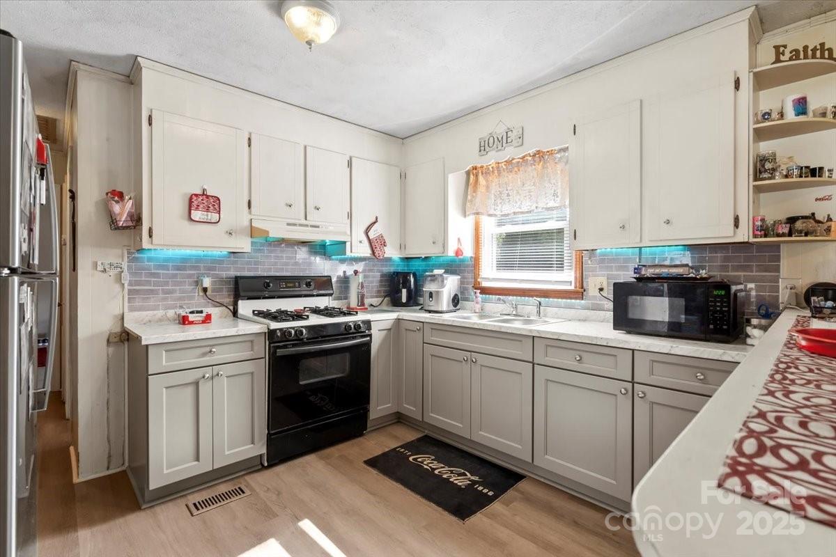 Woodlawn Park - Residential