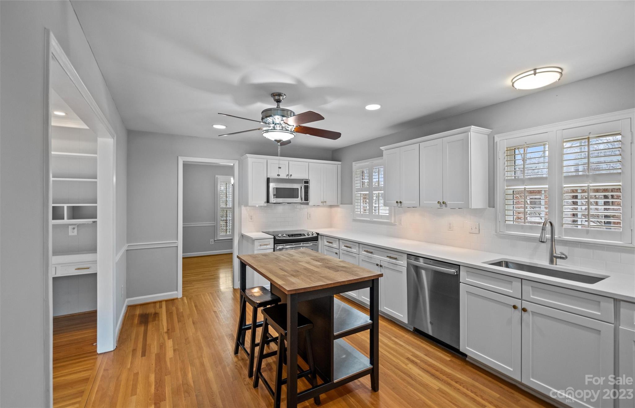 Beverly Woods - Residential