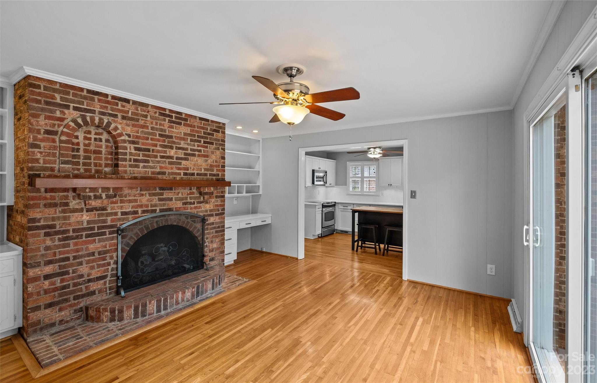 Beverly Woods - Residential