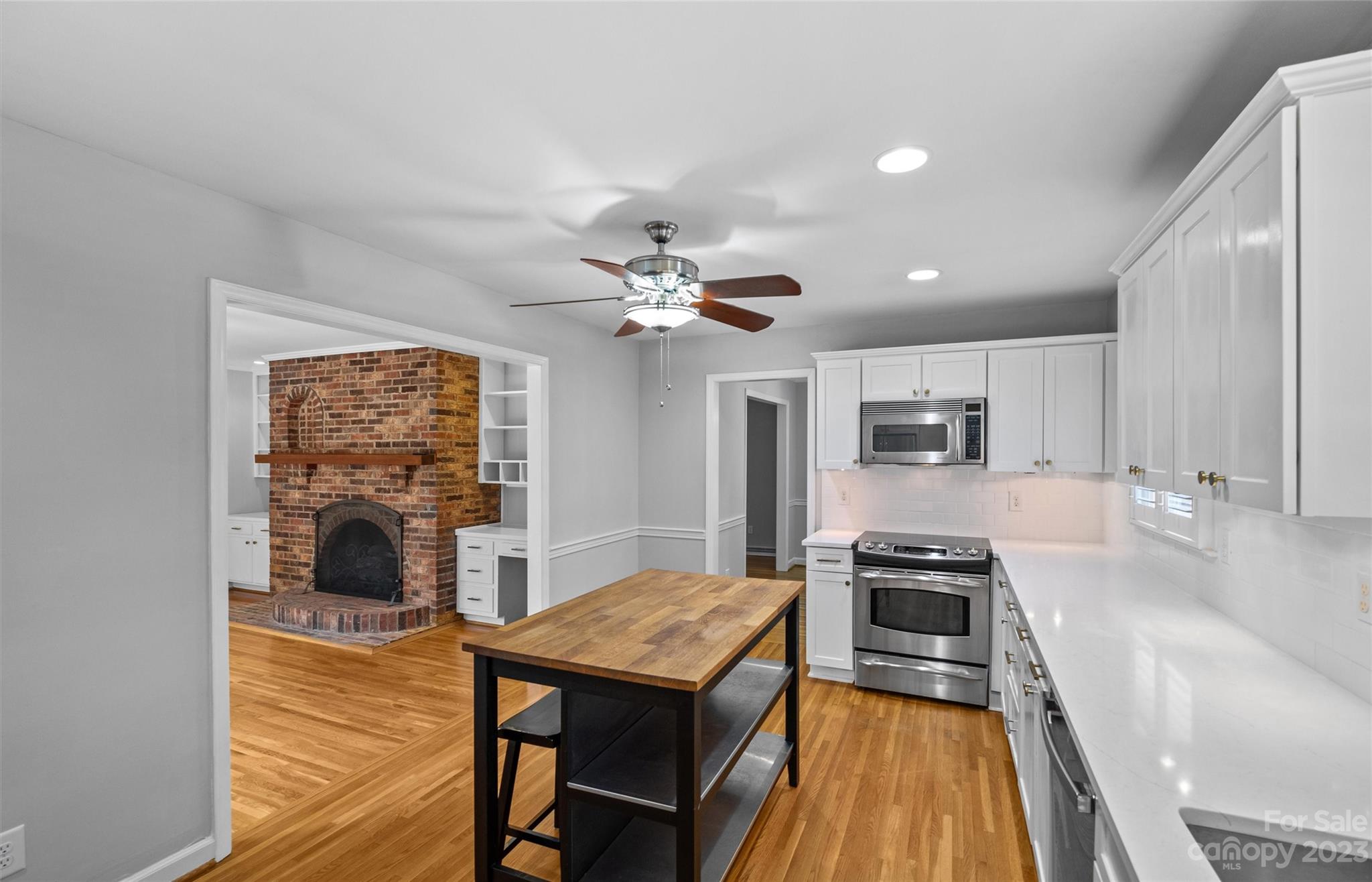 Beverly Woods - Residential