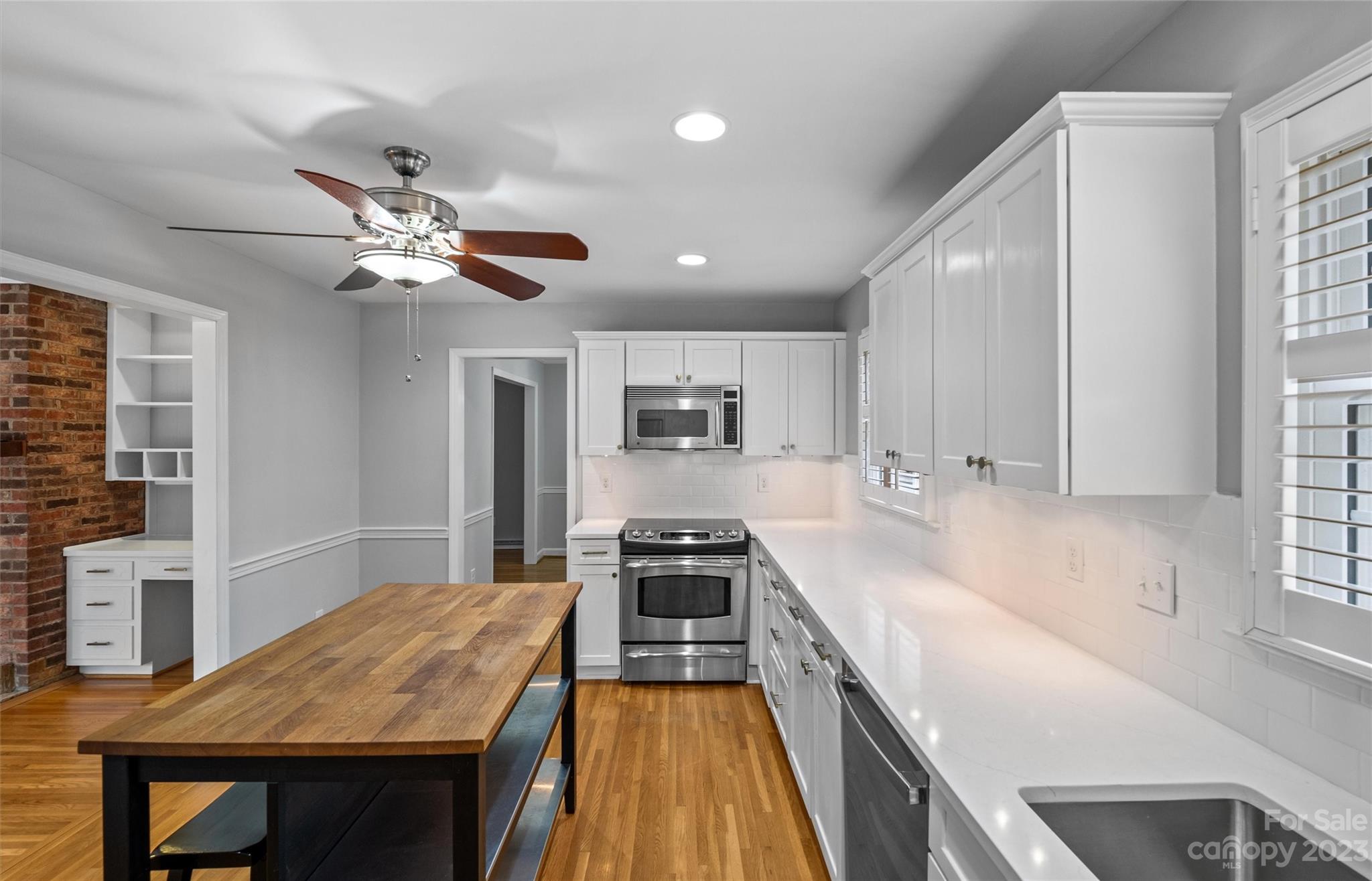 Beverly Woods - Residential