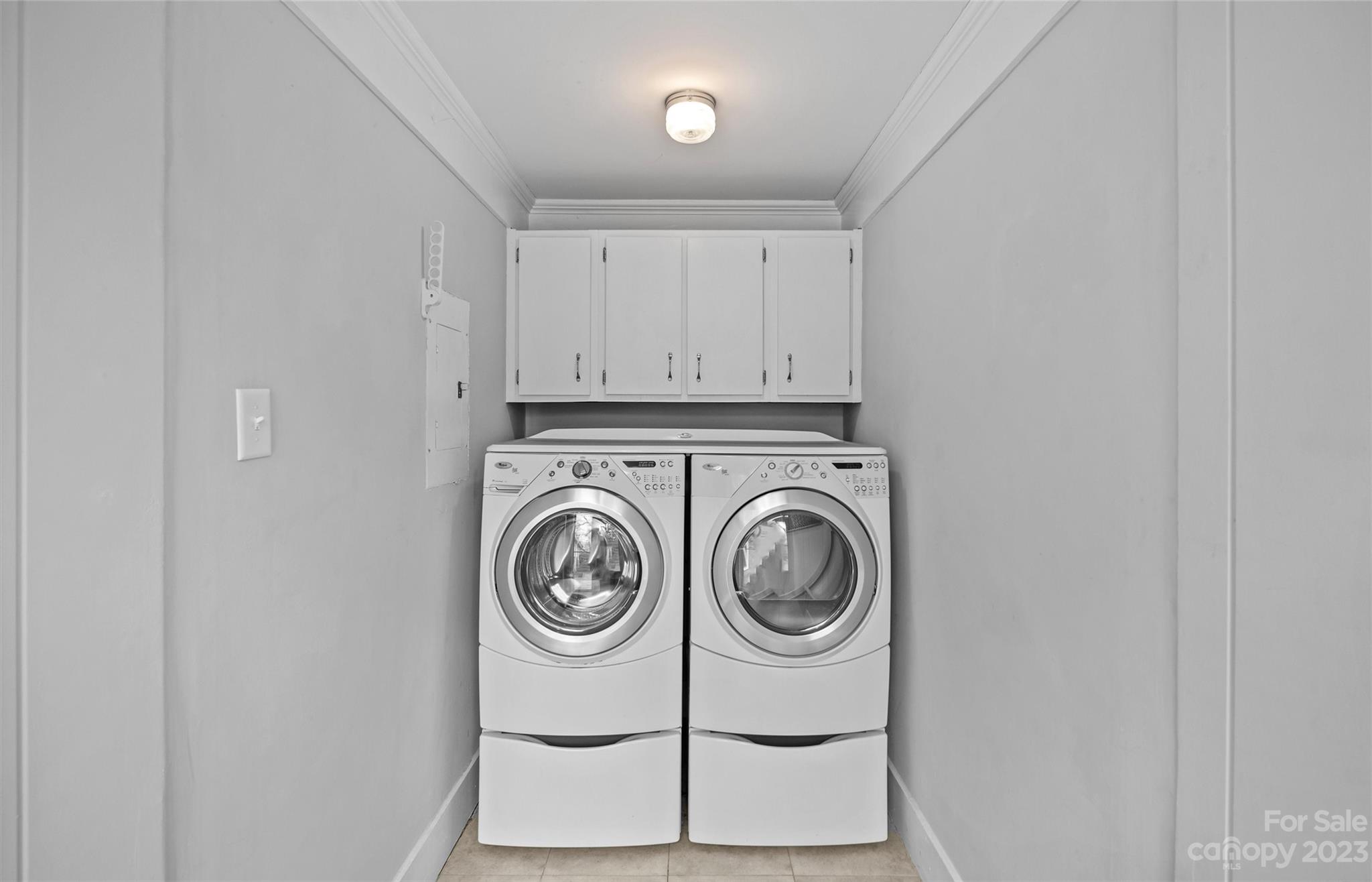 Beverly Woods - Residential