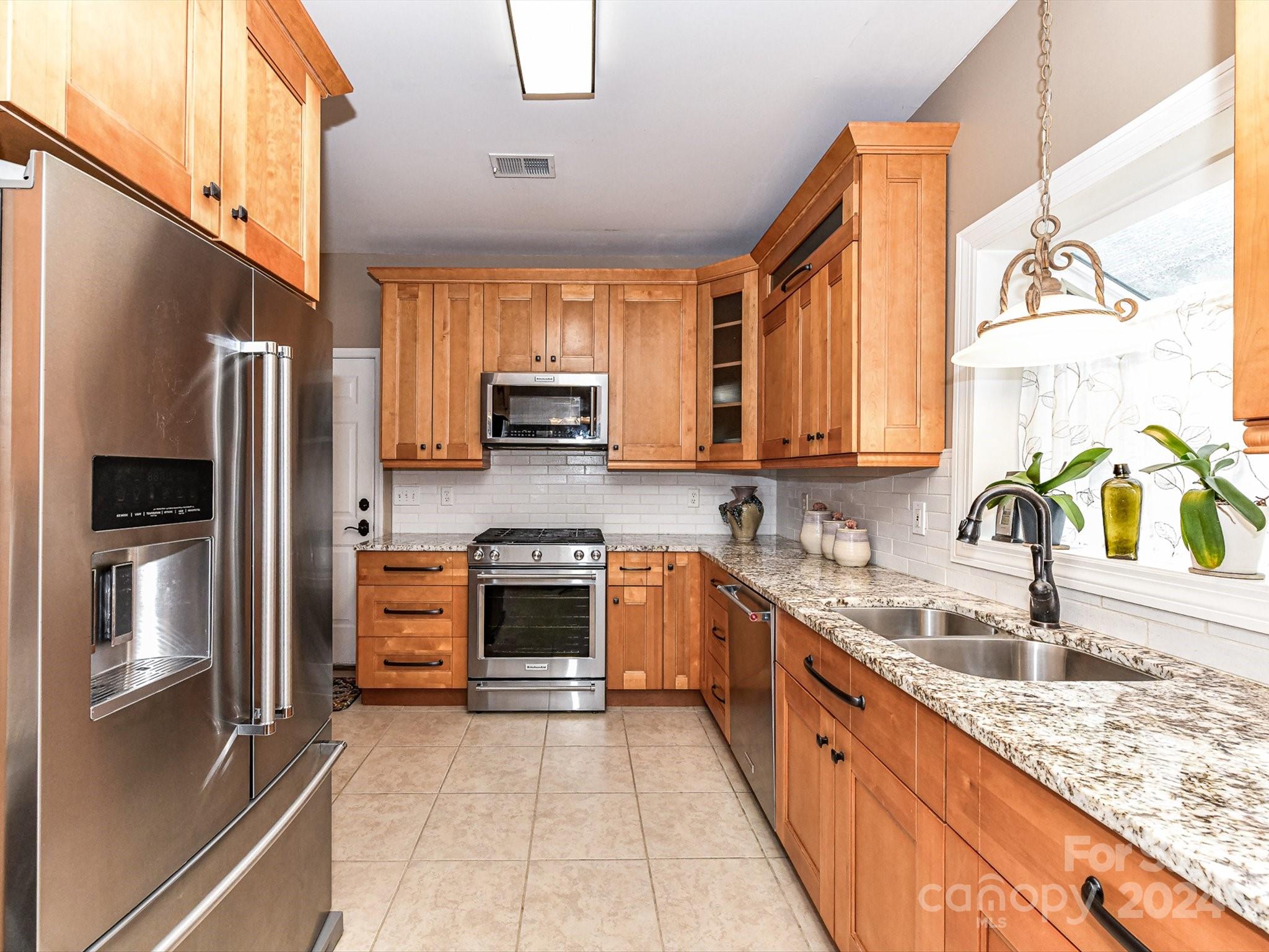 Bishops Ridge - Residential