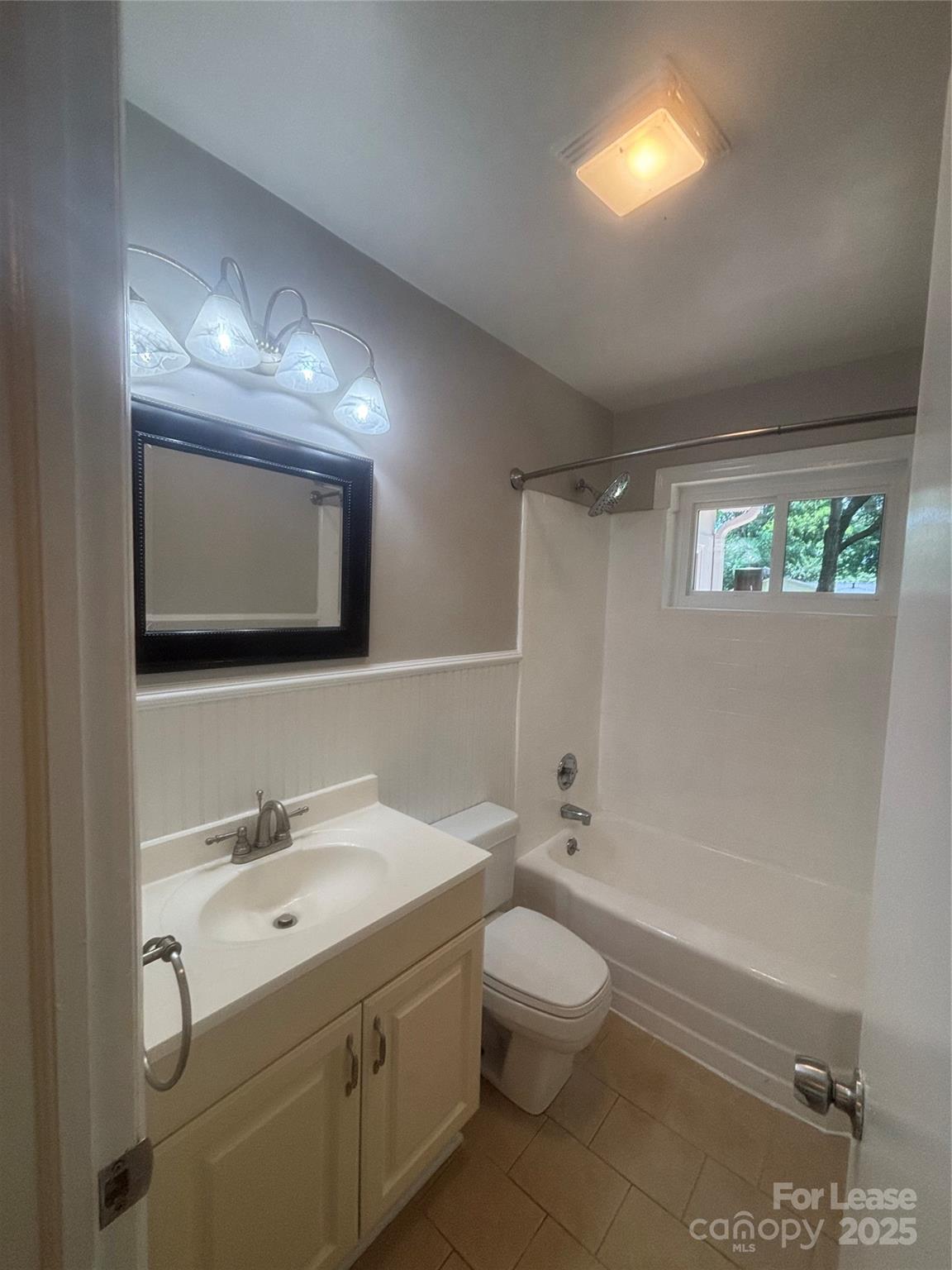 Amity Gardens - Residential Lease