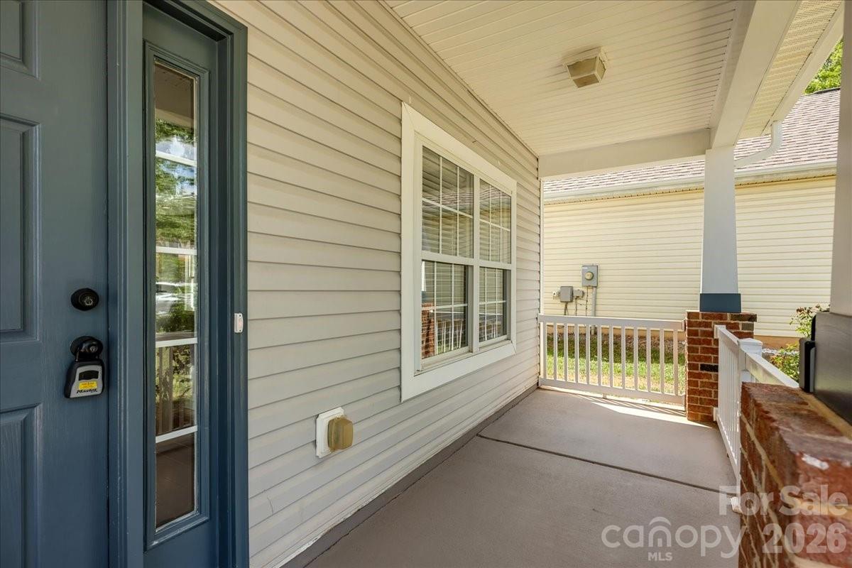 6410 Castlewynd Court