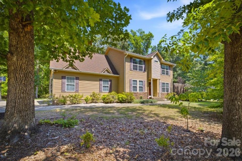 Photo of 802 White Oaks Circle, Monroe, NC 28112 (MLS # 4404556)
