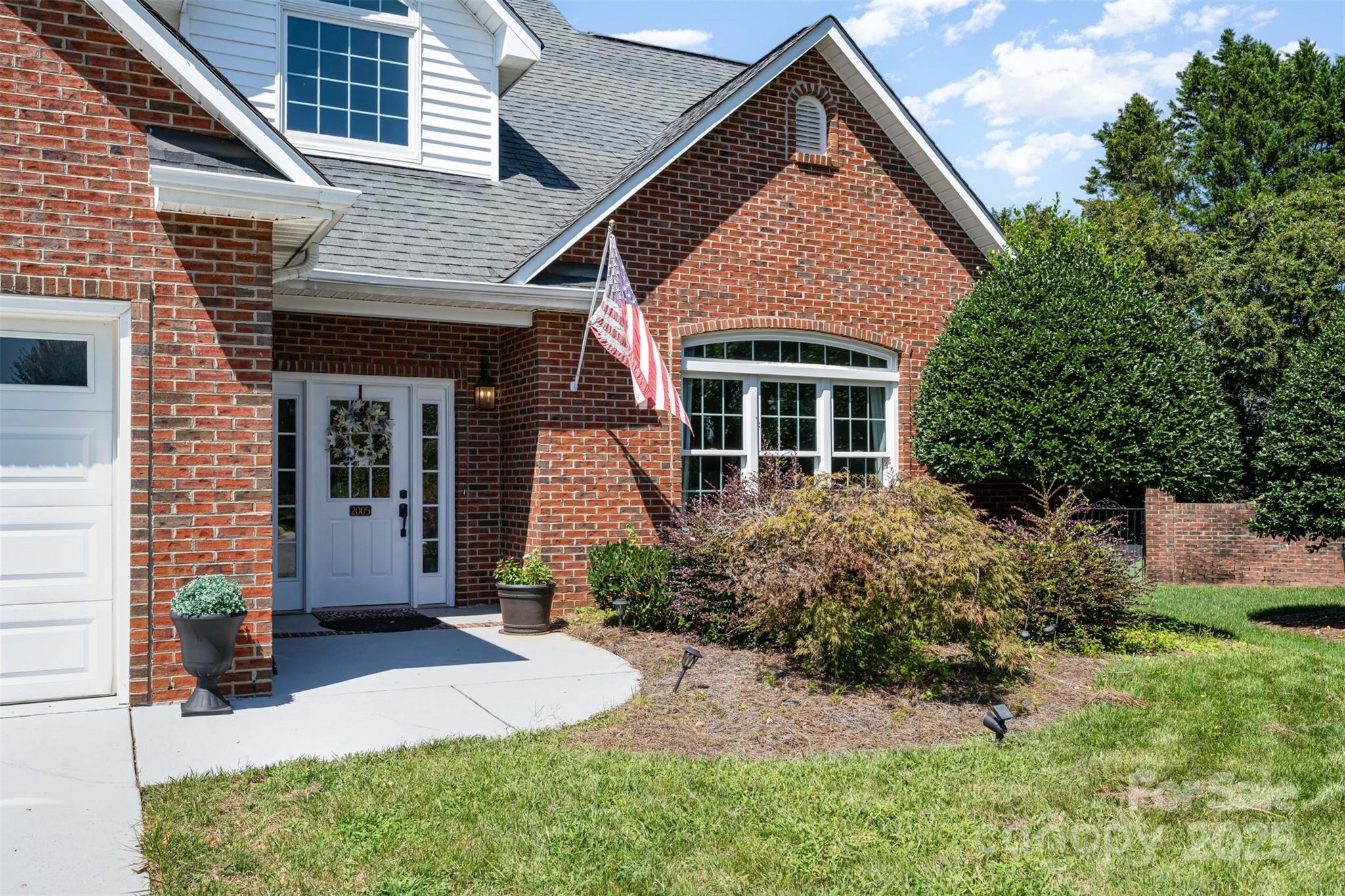 2005 Pinefield Court