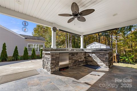 1828 Kilkenny Drive Clover SC 29710