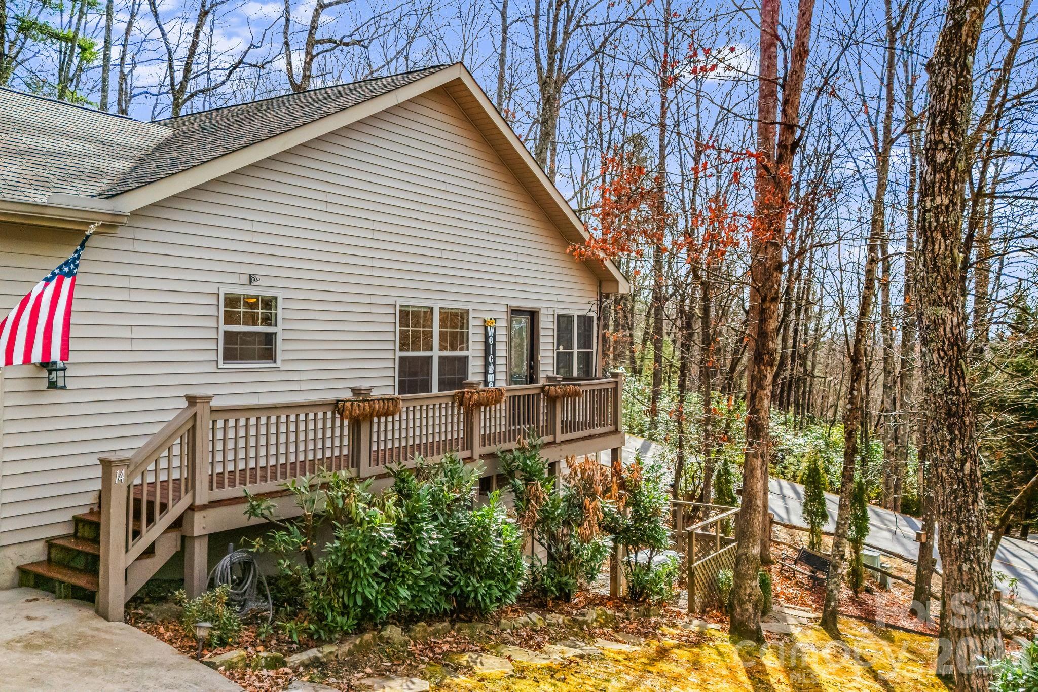 Connestee Falls - Residential